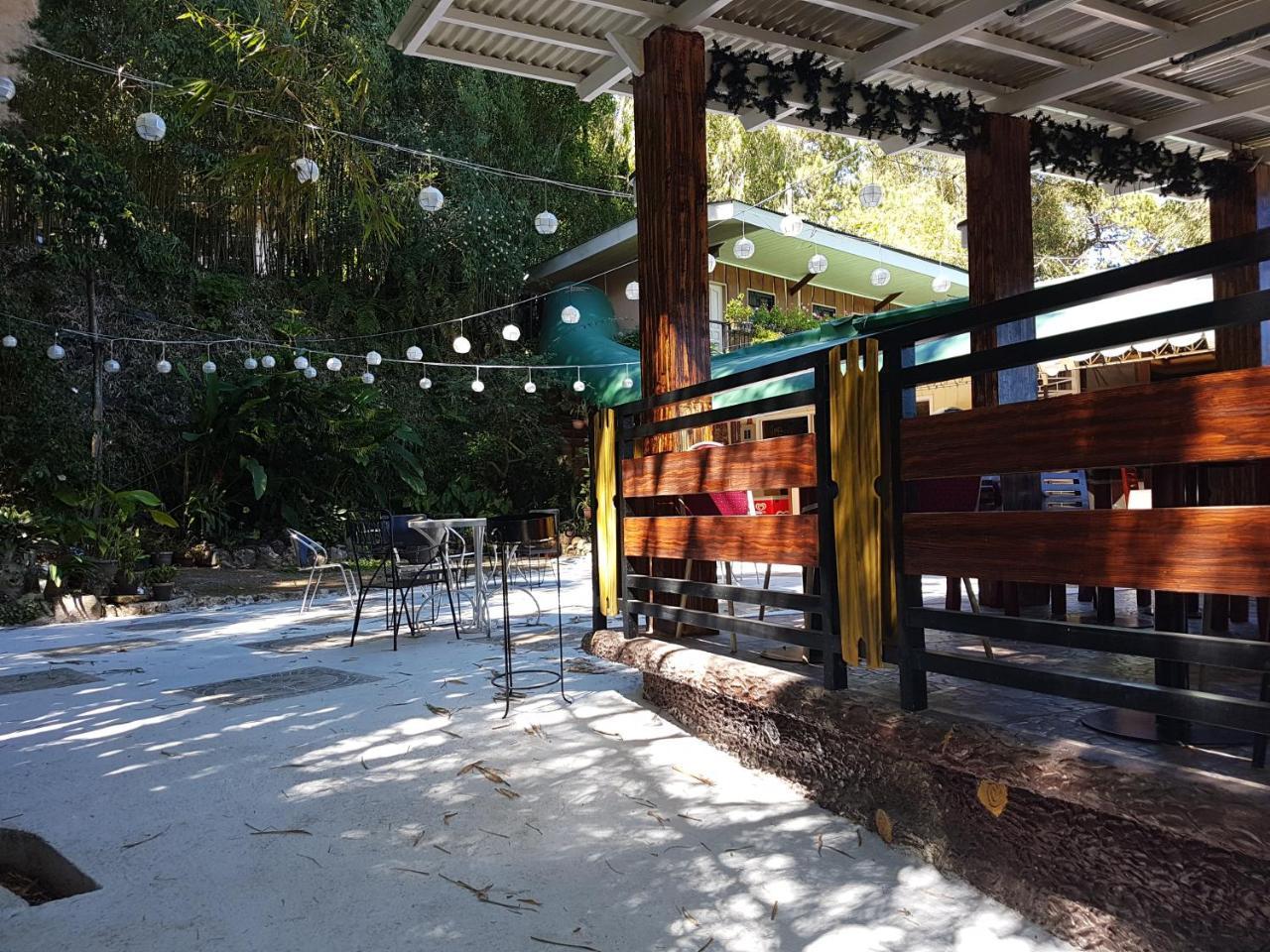 Mountain Lodge And Restaurant Baguio City Ngoại thất bức ảnh